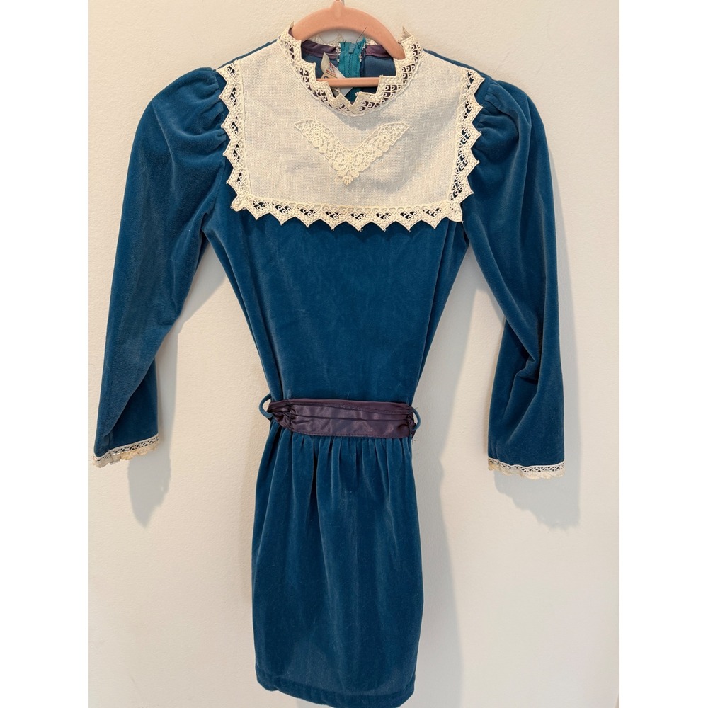 Vintage 70s Bonnie Jean Blue Velvet Lace Bib Prairie Dress 8